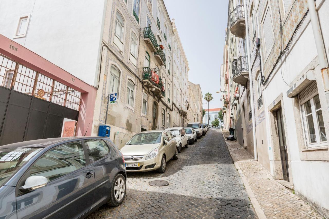 Feel Home in this Stunning Renovated Nest in Graça Lisboa Exterior foto