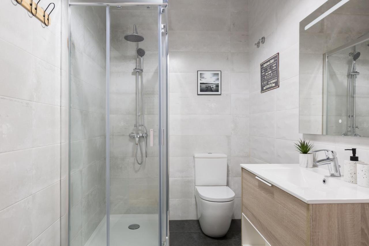 Feel Home in this Stunning Renovated Nest in Graça Lisboa Exterior foto